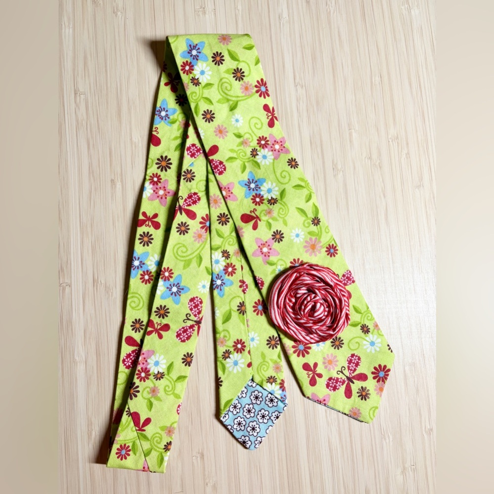 Handmade! Floral Patterned Tie with Red and Blue Accents
